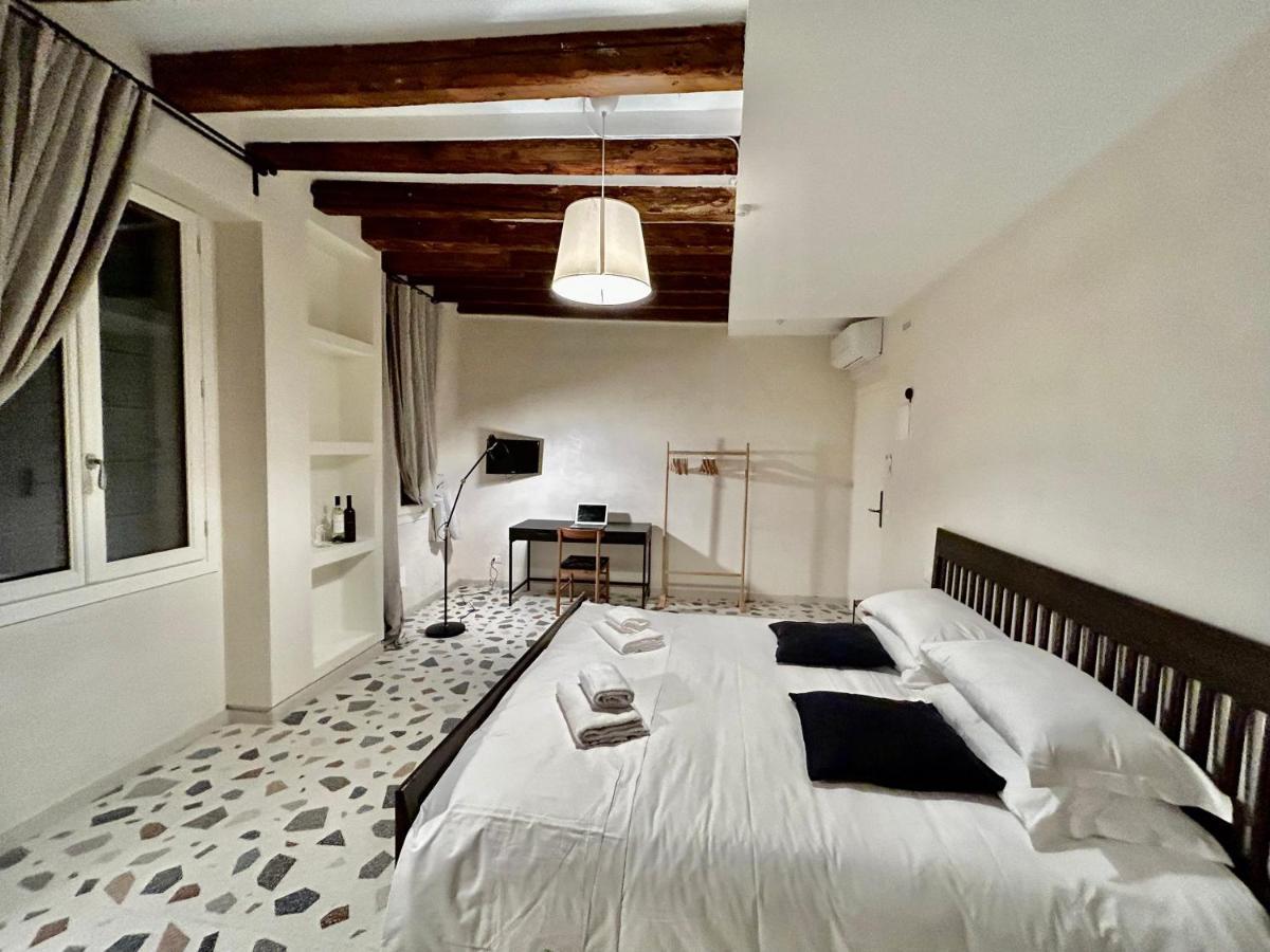 Farini Suites Wi-Fi Venezia Eksteriør bilde