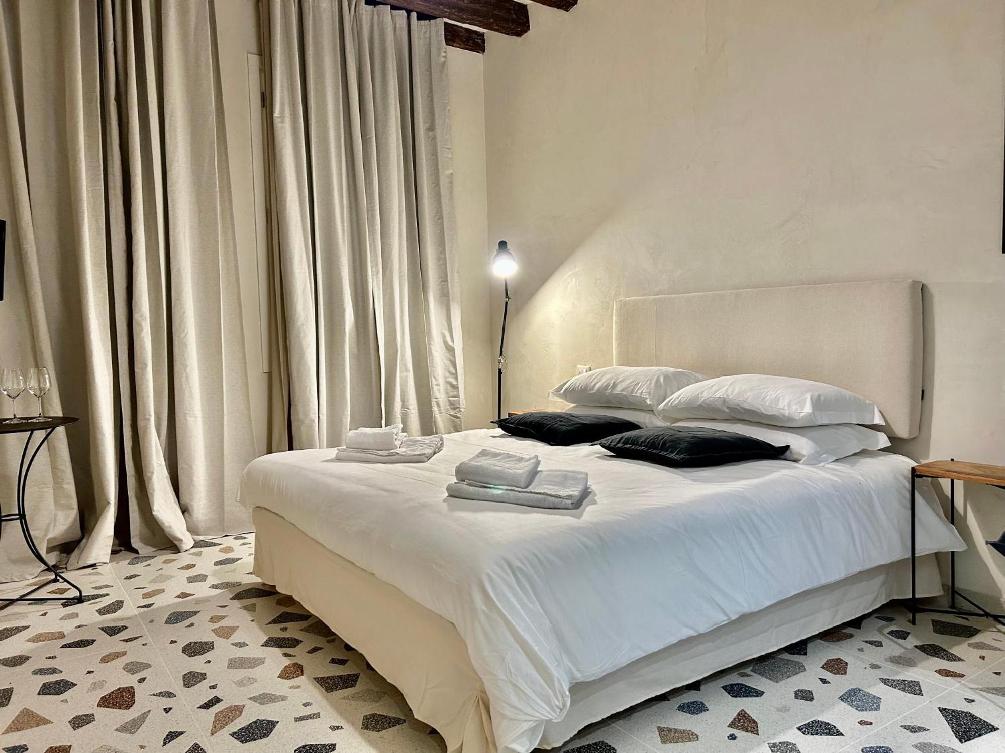 Farini Suites Wi-Fi Venezia Eksteriør bilde